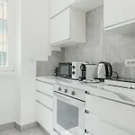 Modern&elegant Double Flat - 15 Min Duomo Апартаменты *